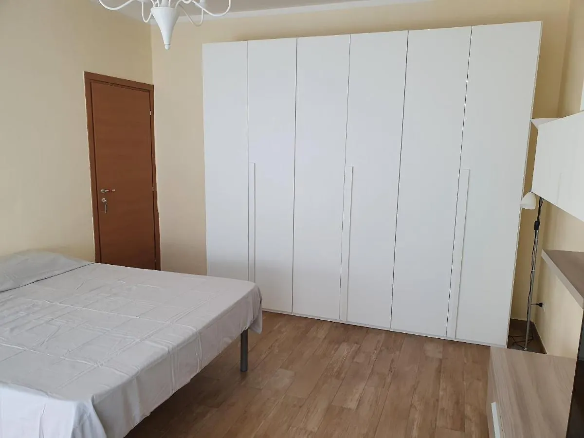 De Candia House Apartment Rescaldina Homestay