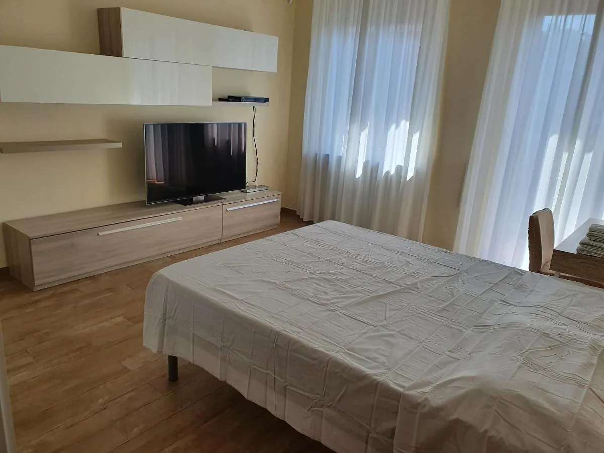 Homestay De Candia House Apartment Rescaldina Italy